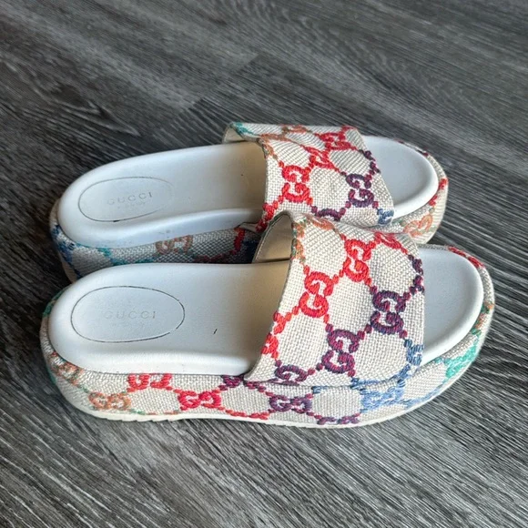 Gucci women’s GG multicolor platform slide sandals - Picture 4 of 5